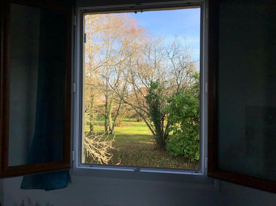 Charmant Gite En Perigord Vert Douchapt Экстерьер фото